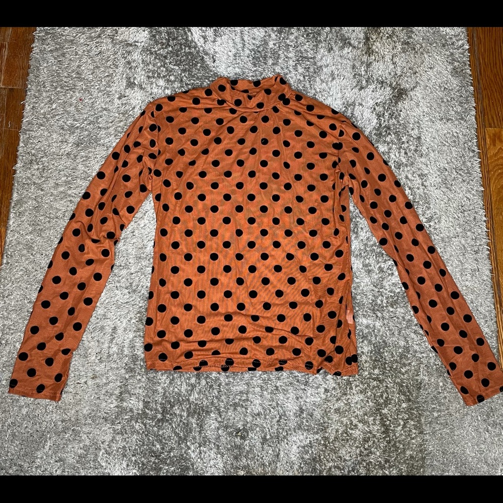 Polka dot long sleeve top